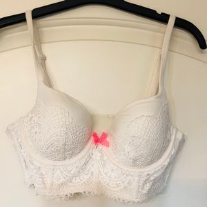Victoria’s Secret Body by Victoria Demi Bra
